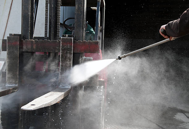 Best Graffiti Removal  in Redwood Falls, MN